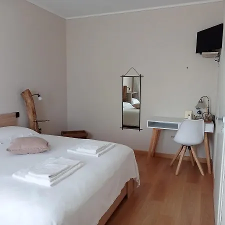 招待所 Santino's House