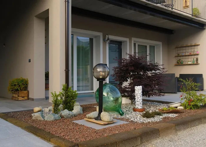 Santino's House 招待所 Peveragno