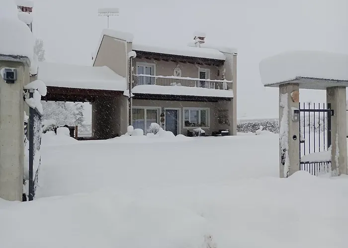 Santino's House 招待所